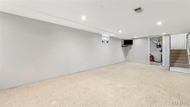 431 Kingston Drive, Unincorporated, MO 63125