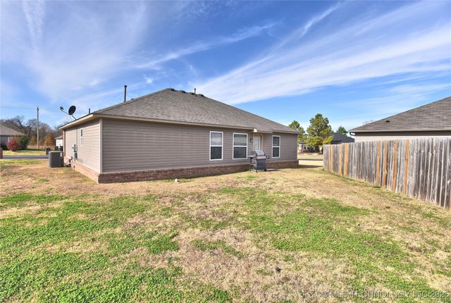 6709 N 128 East Avenue, Owasso, OK 74055