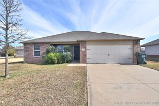 6709 N 128 East Avenue, Owasso, OK 74055