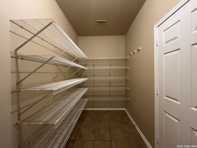 9850 Gazelle Ford, San Antonio, TX 78251