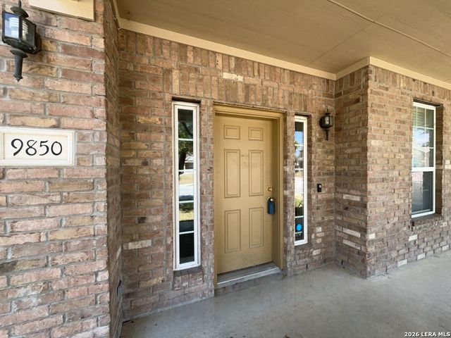 9850 Gazelle Ford, San Antonio, TX 78251