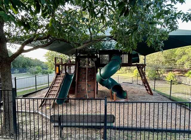 9850 Gazelle Ford, San Antonio, TX 78251