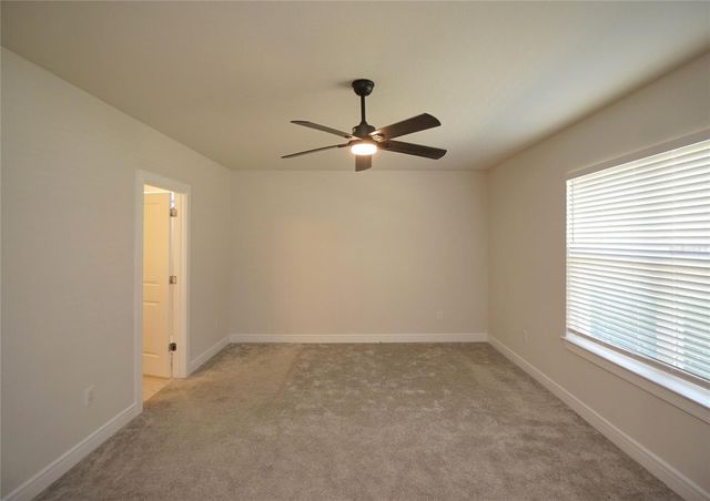 30399 MARQUETTE AVENUE, Wesley Chapel, FL 33545