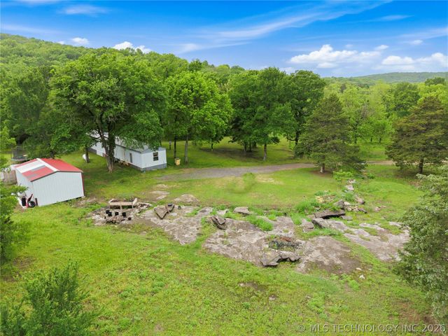 21594 W 885 Road, Cookson, OK 74427