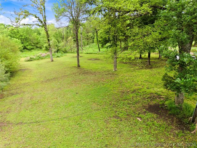 21594 W 885 Road, Cookson, OK 74427