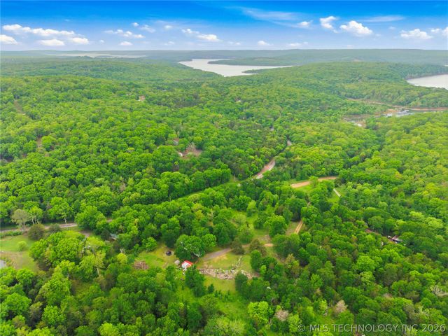 21594 W 885 Road, Cookson, OK 74427