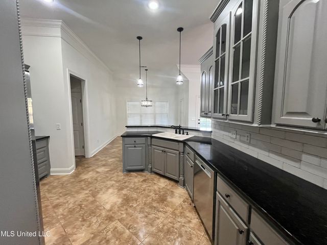 306 Cedar Stone Court, Florence, MS 39073