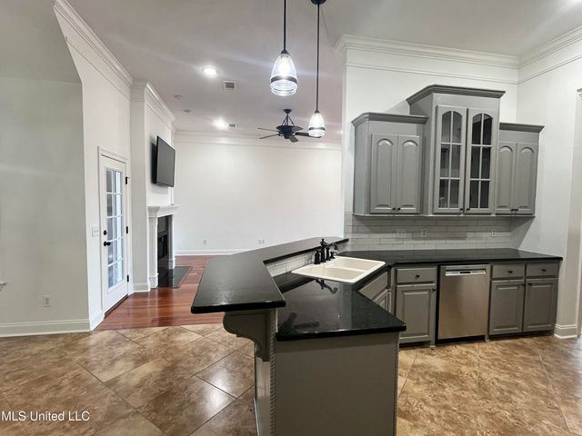 306 Cedar Stone Court, Florence, MS 39073