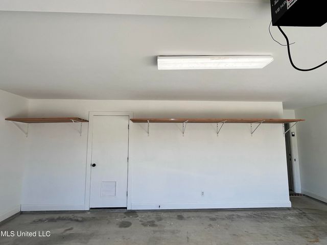 306 Cedar Stone Court, Florence, MS 39073