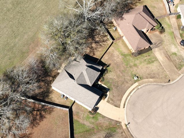 306 Cedar Stone Court, Florence, MS 39073