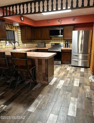 991 S La Bellota, Green Valley, AZ 85614