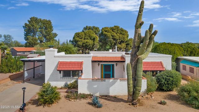 991 S La Bellota, Green Valley, AZ 85614