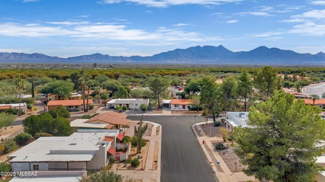 991 S La Bellota, Green Valley, AZ 85614