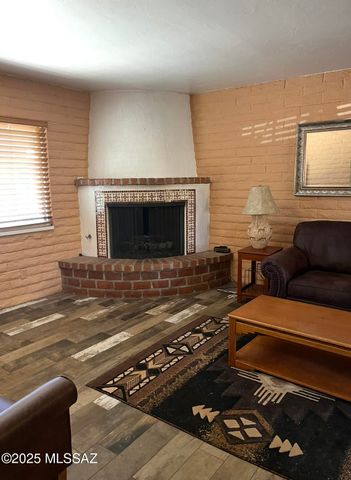 991 S La Bellota, Green Valley, AZ 85614