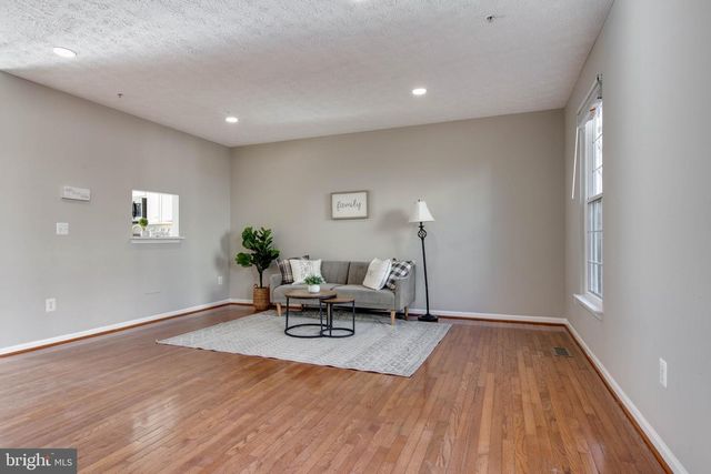 1734 SEA PINE CIR, Severn, MD 21144