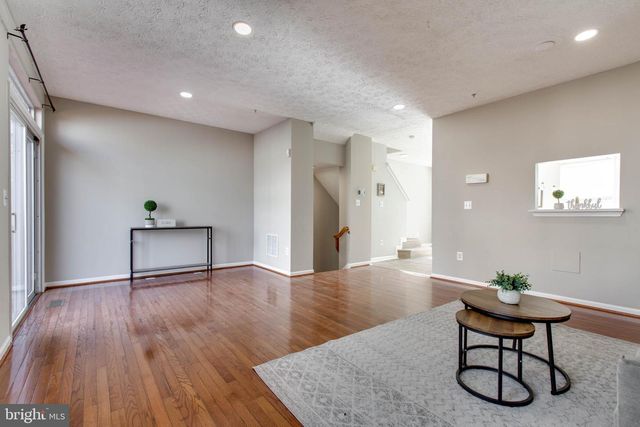 1734 SEA PINE CIR, Severn, MD 21144