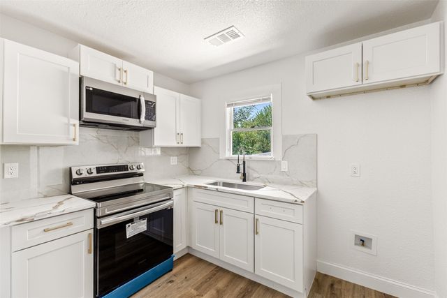 1005 N Trinity Street, Decatur, TX 76234