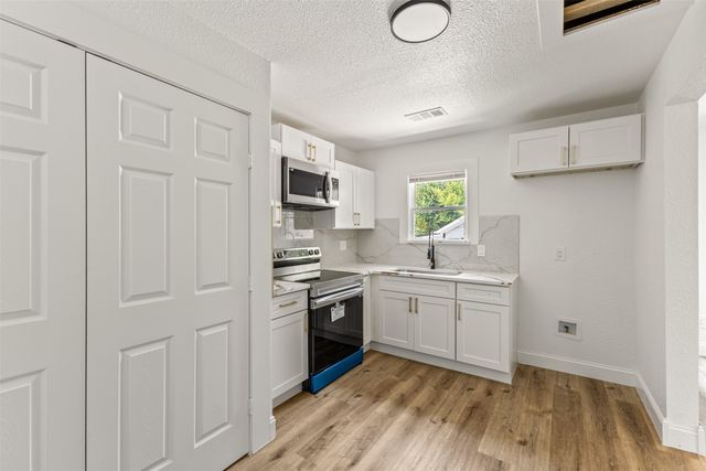 1005 N Trinity Street, Decatur, TX 76234