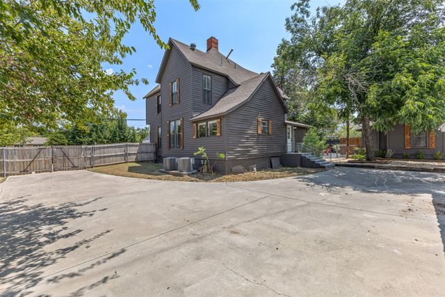 1005 N Trinity Street, Decatur, TX 76234