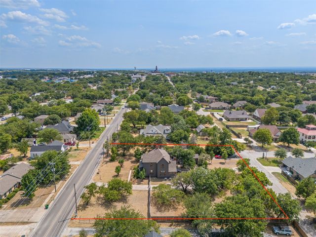 1005 N Trinity Street, Decatur, TX 76234