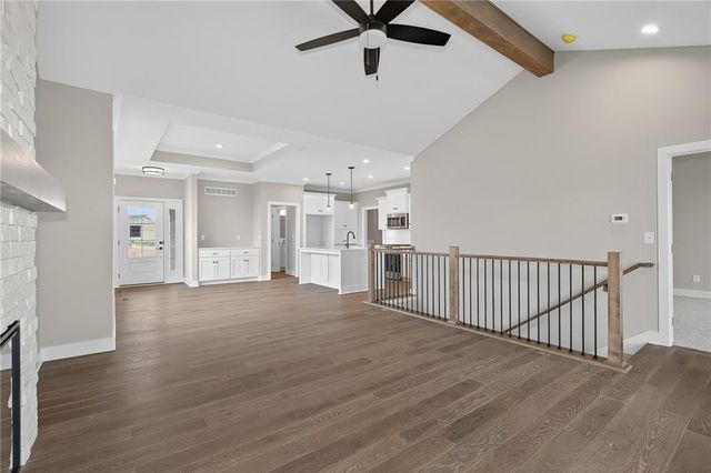 8281 Brockway Street, Lenexa, KS 66220