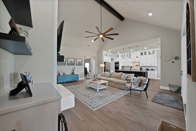 2008 Adams Overlook, Weatherford, TX 76088