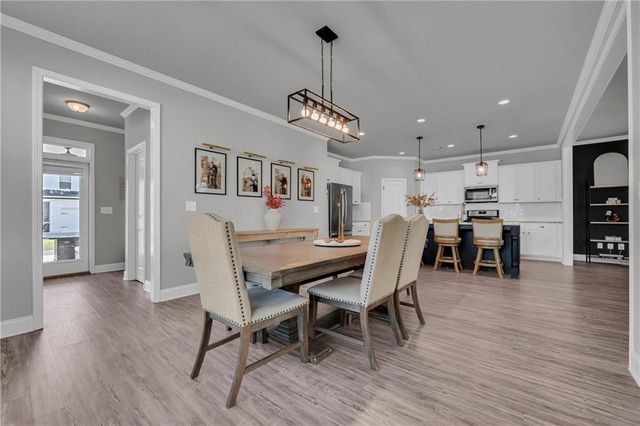 5124 Parkwood Drive, Flowery Branch, GA 30542