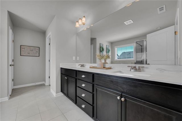 5124 Parkwood Drive, Flowery Branch, GA 30542