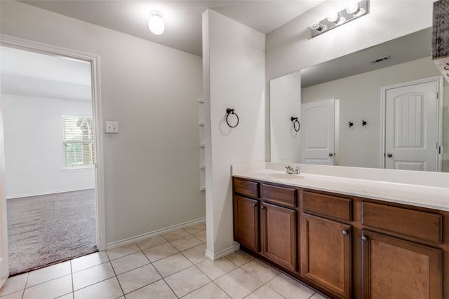 1060 Sadie Street, Forney, TX 75126