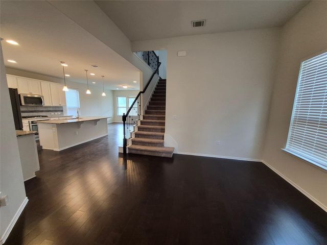 14000 Osmarea DR 77, Austin, TX 78717