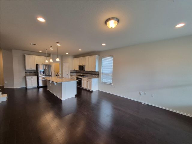 14000 Osmarea DR 77, Austin, TX 78717
