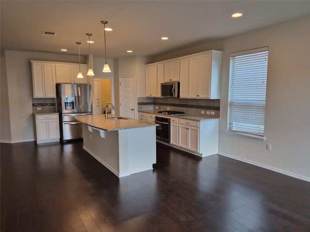 14000 Osmarea DR 77, Austin, TX 78717