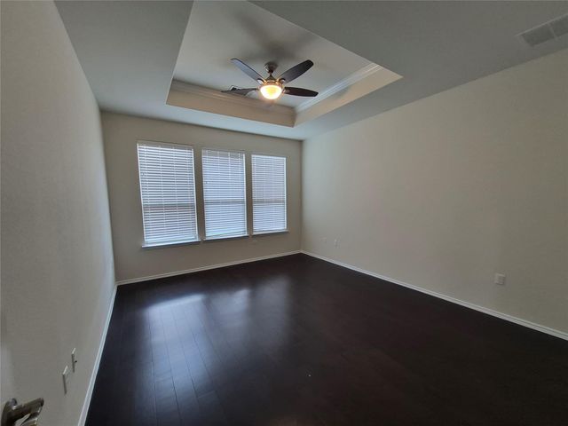 14000 Osmarea DR 77, Austin, TX 78717