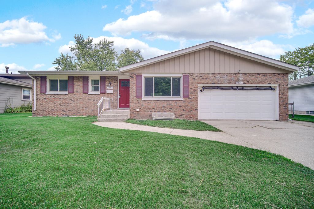 2684 W 61st Avenue, Merrillville, IN 46410