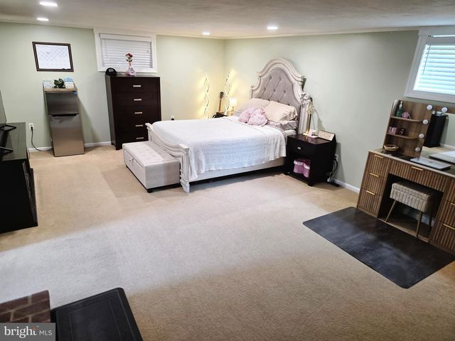 1705 S RIDING LN, Wilmington, DE 19804