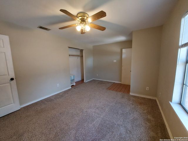 9510 Cross Rdg Ln, San Antonio, TX 78263