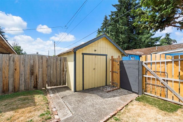 1131 J Street, Centralia, WA 98531
