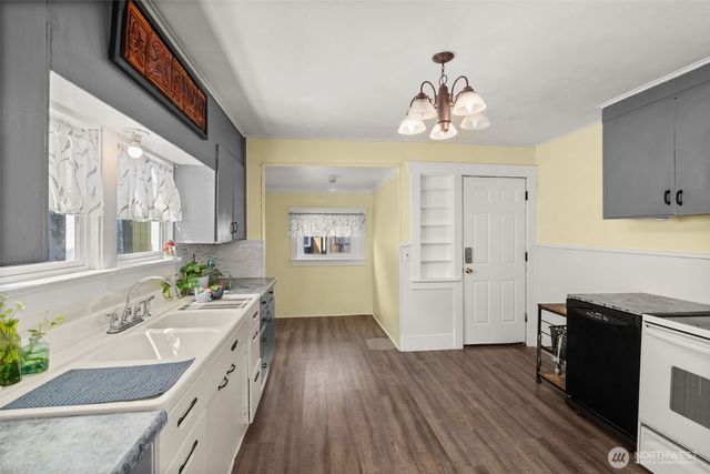 1131 J Street, Centralia, WA 98531