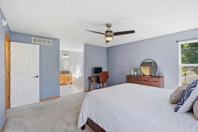 16366 Jamison Path, Lakeville, MN 55044