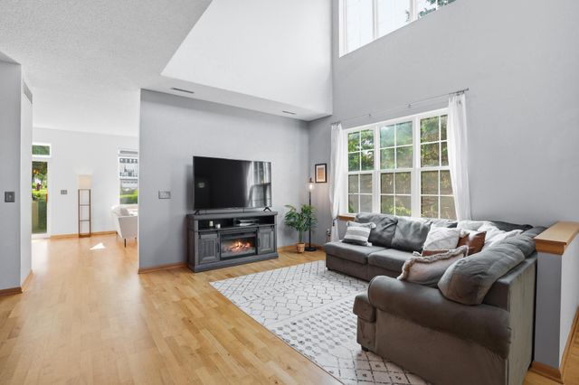 16366 Jamison Path, Lakeville, MN 55044