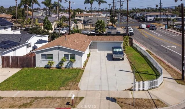 2252 Federal, Costa Mesa, CA 92627