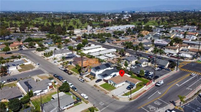 2252 Federal, Costa Mesa, CA 92627