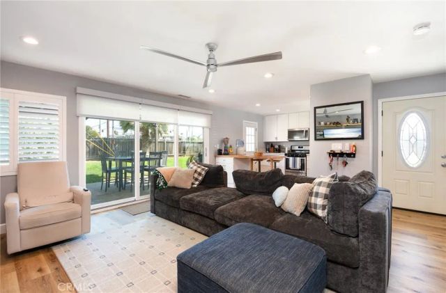 2252 Federal, Costa Mesa, CA 92627
