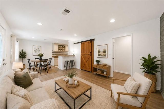 2396 Arno Court NW, Atlanta, GA 30318