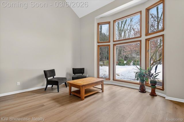 2031 Saint Clair Drive, Highland Charter Township, MI 48357