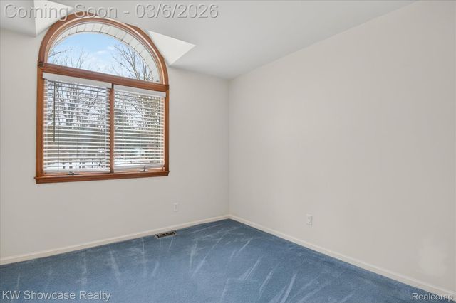 2031 Saint Clair Drive, Highland Charter Township, MI 48357