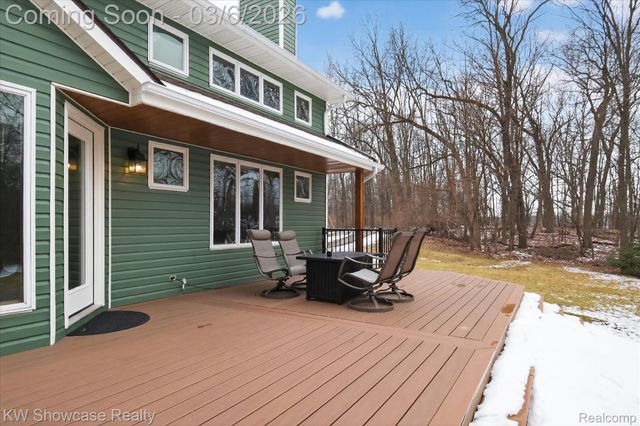 2031 Saint Clair Drive, Highland Charter Township, MI 48357