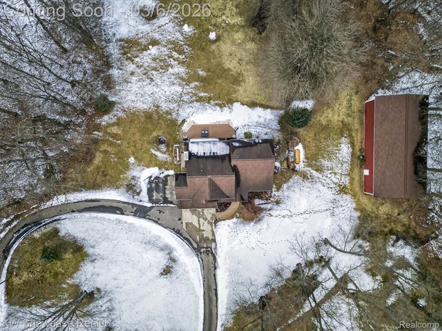 2031 Saint Clair Drive, Highland Charter Township, MI 48357