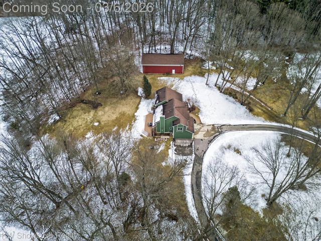 2031 Saint Clair Drive, Highland Charter Township, MI 48357