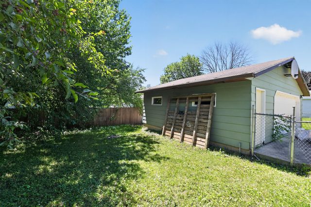 2068 48th Street NW, Rochester, MN 55901
